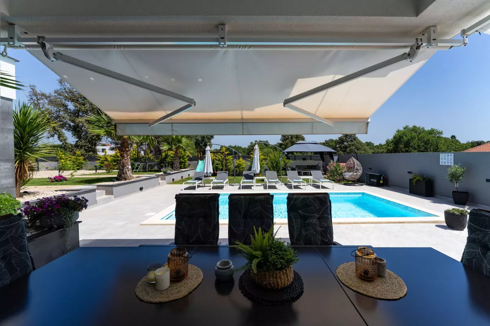 Villa Nina-Balcon-terrasse