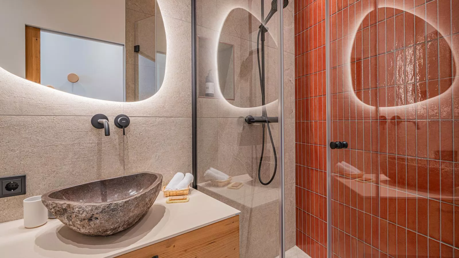 Premium Apartments SunnseitPanorama-Badezimmer