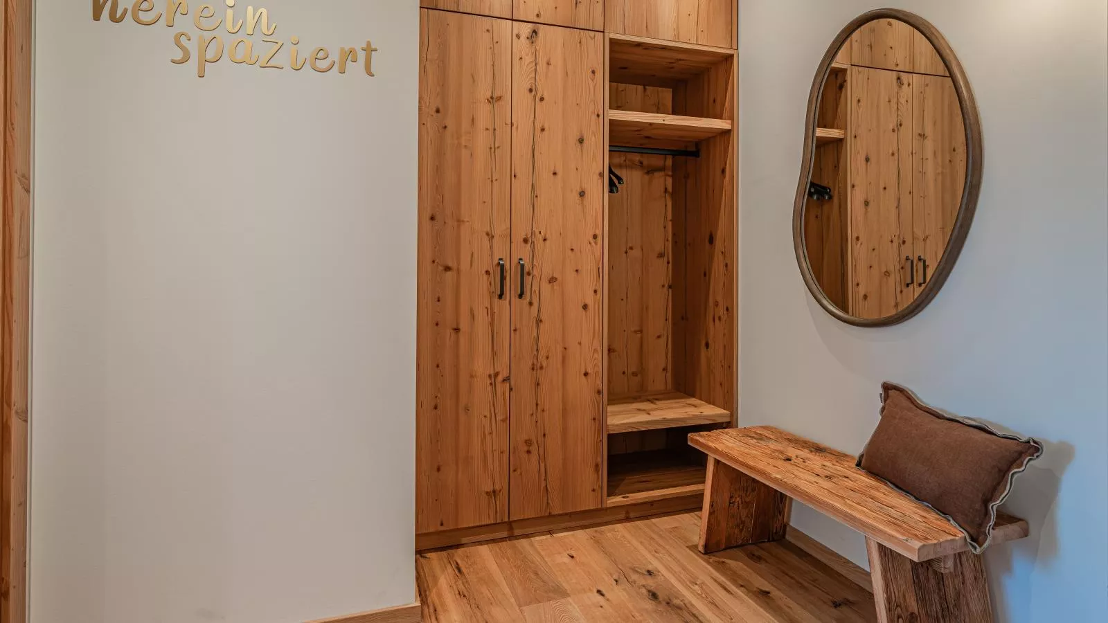 Premium Apartments SunnseitPanorama-Flur