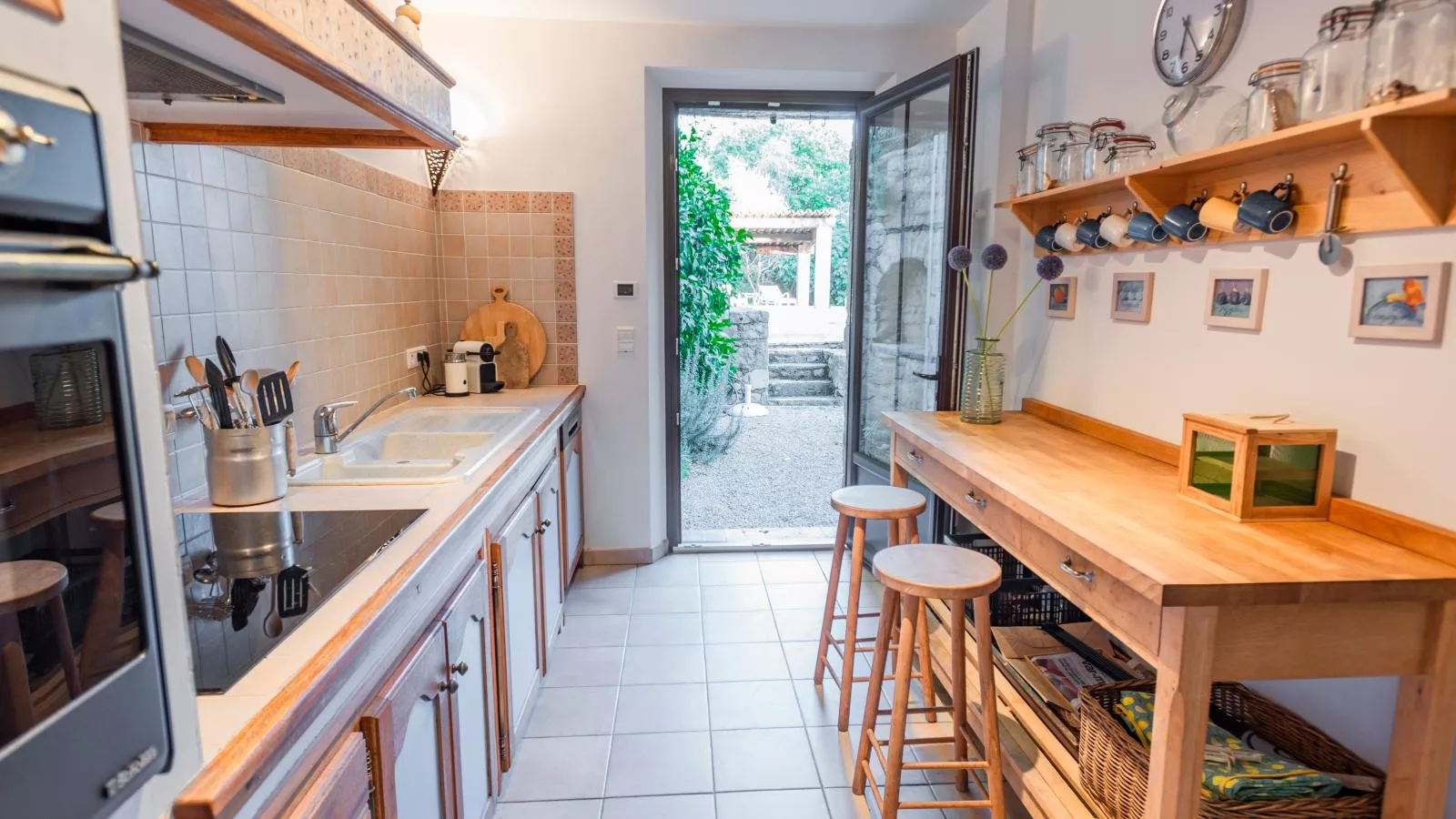 Le Hérisson-Kitchen