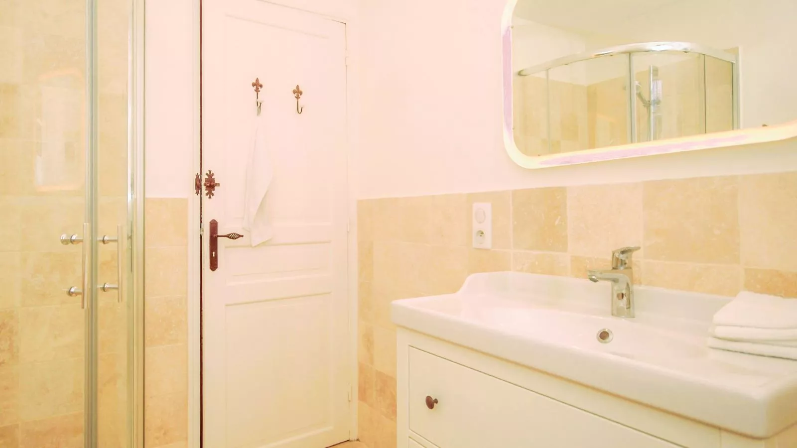 Le Hérisson-Bathroom