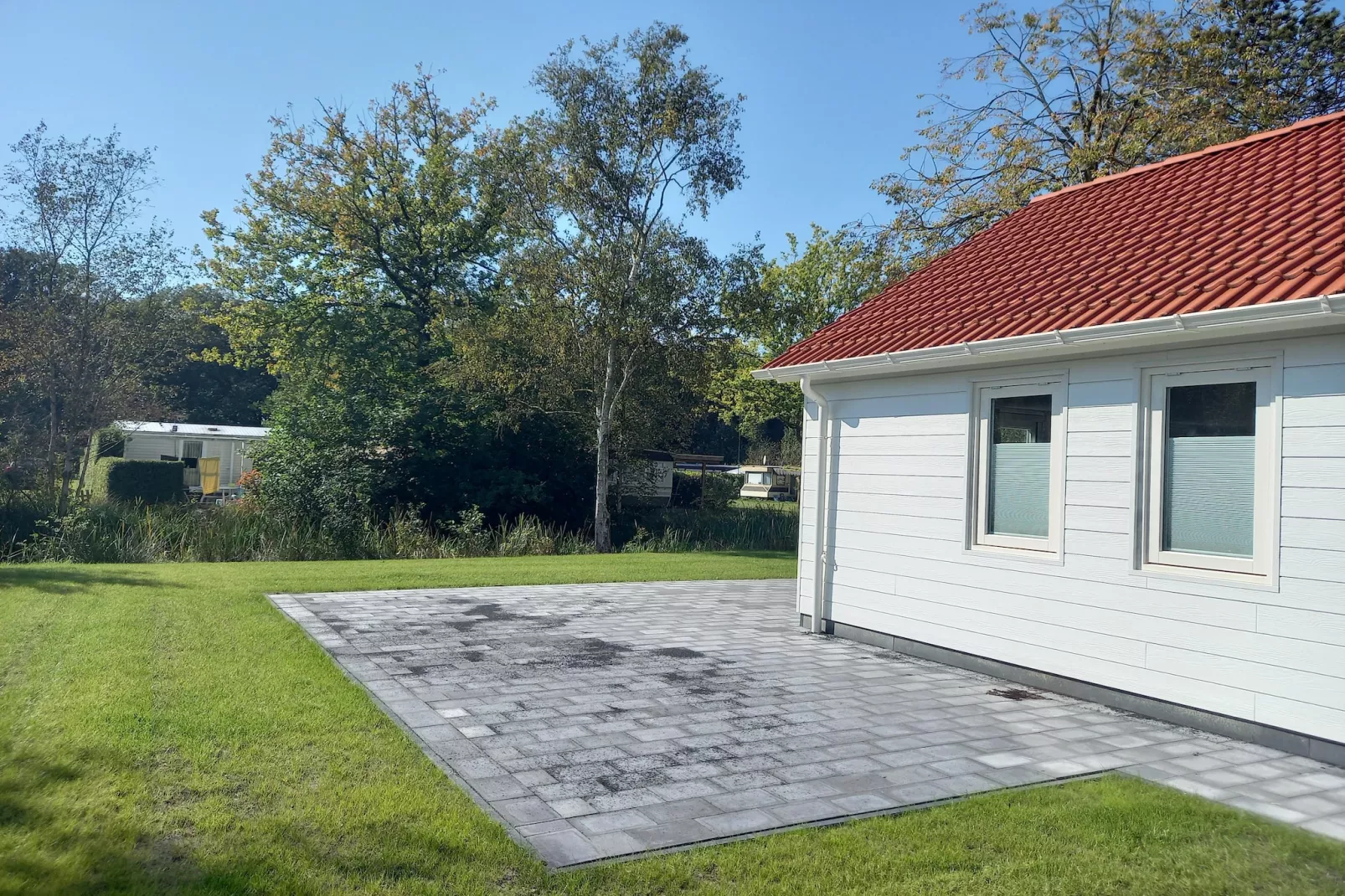 Chalet in Sint Nyk-Terrace balcony