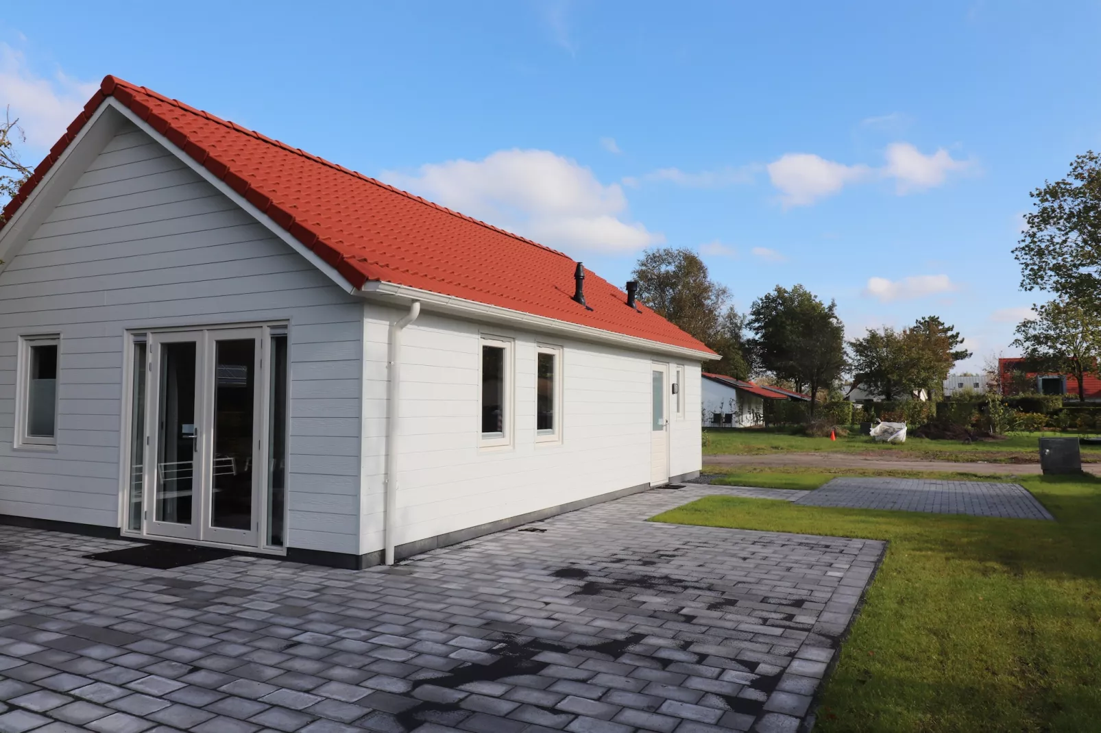 Chalet in Sint Nyk-Exterior summer