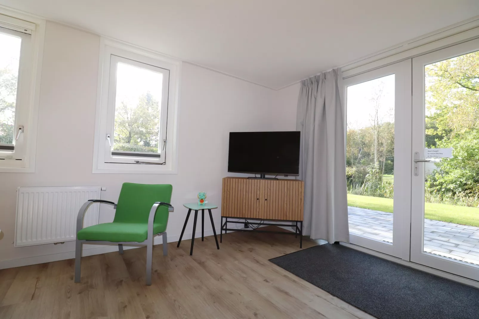Chalet in Sint Nyk-Living room
