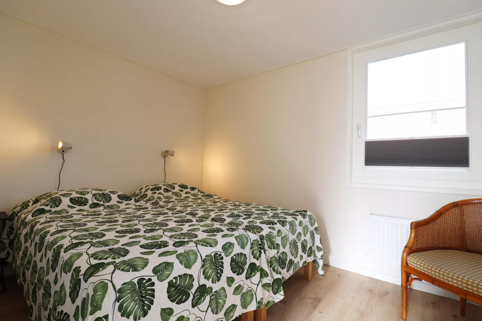 Chalet in Sint Nyk-Bedroom