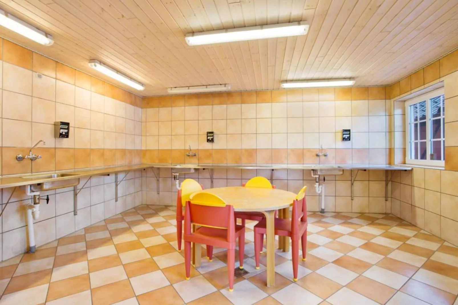 Hybel (Pavillion) til 2 personer-Innen
