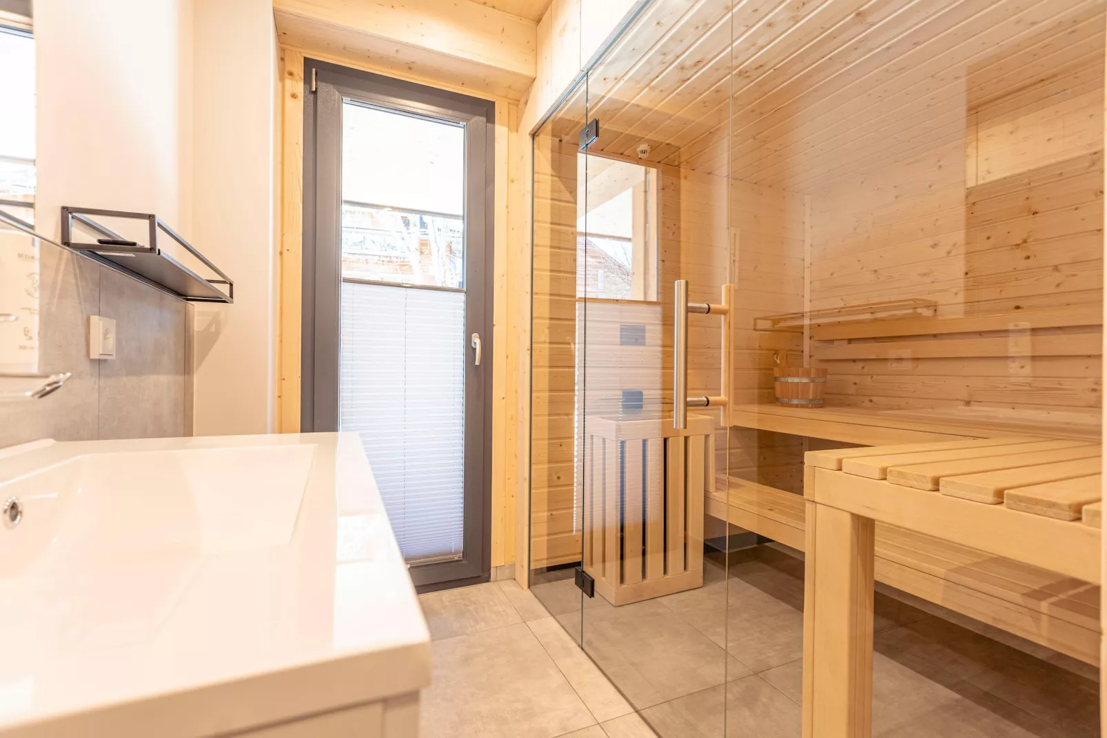 Kreischberg Pool Villen 1a-Bathroom