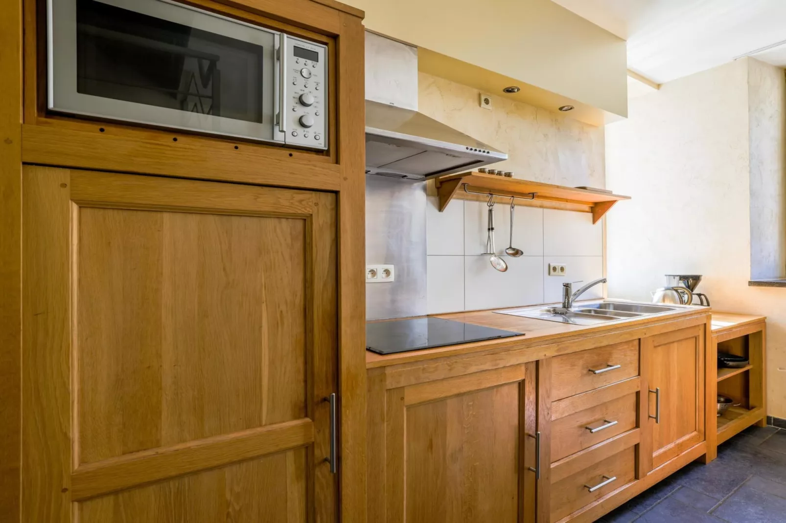 Appartement voor zes Domain Château Dieupart-Kitchen
