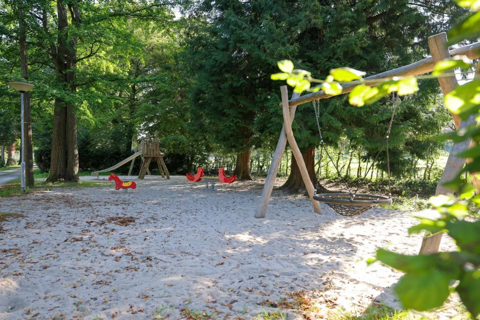 Appartement voor zes Domain Château Dieupart-Gardens summer