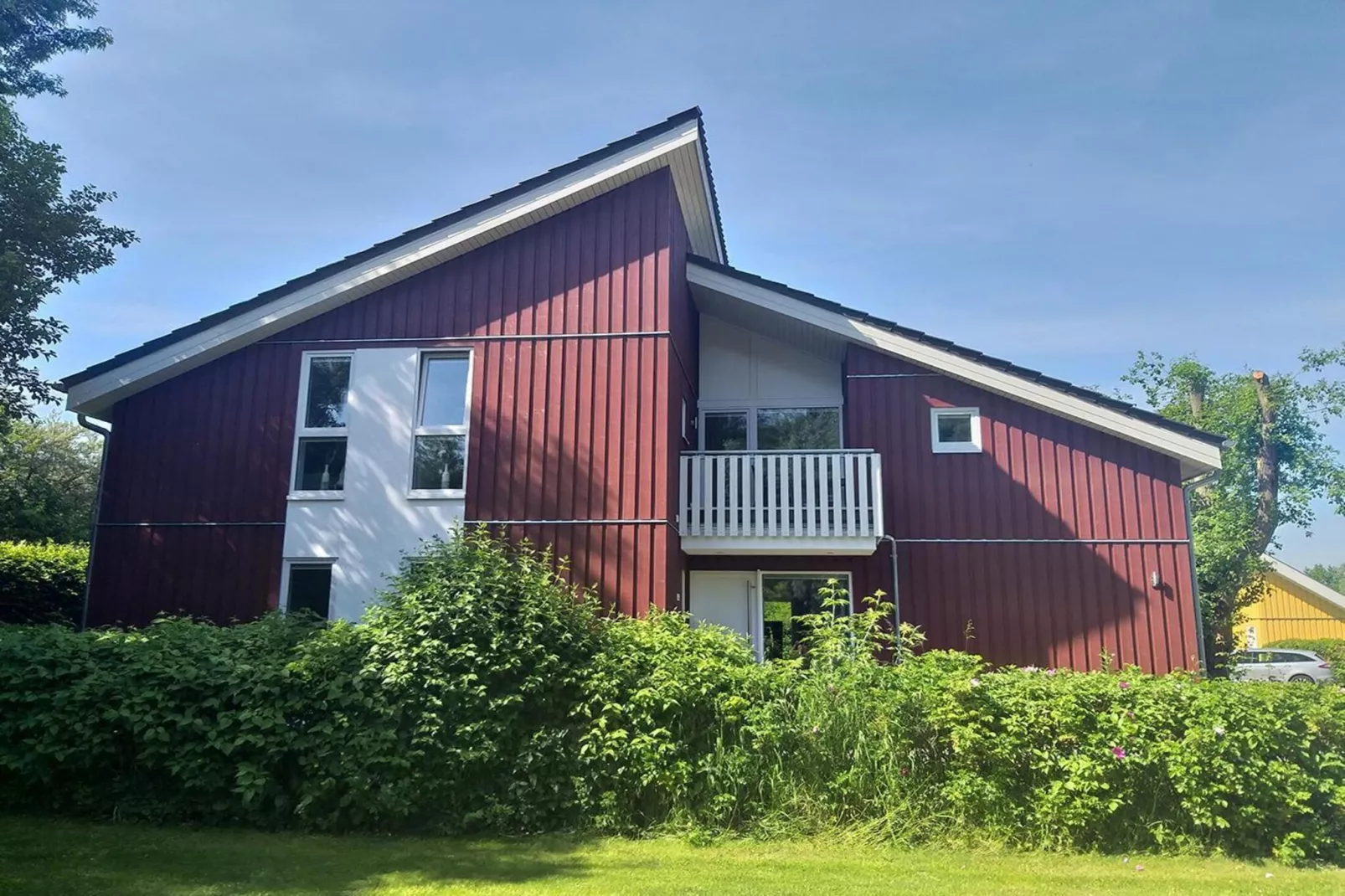 Kondor 61-Exterior summer