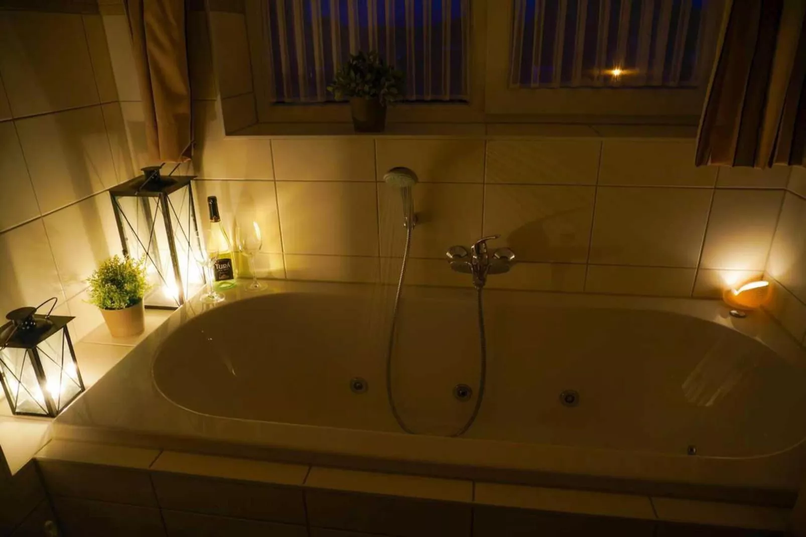 Kapitänsdeck 6 Pers 425-Bathroom