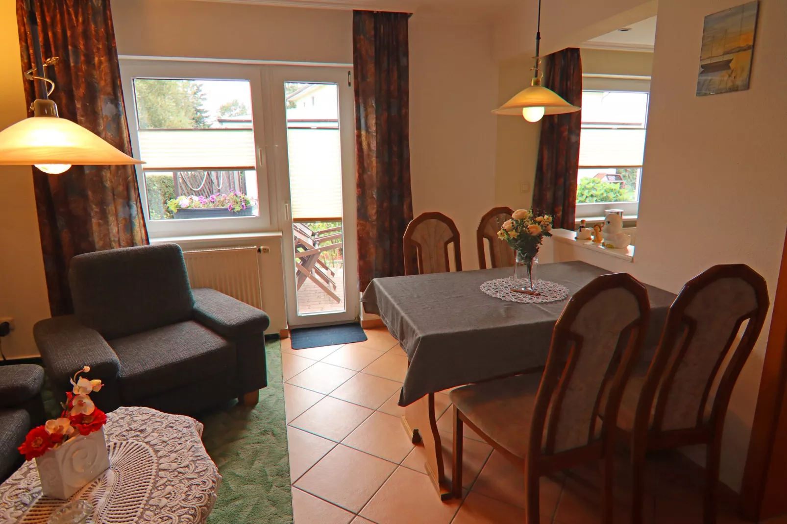 Bungalow B2-Dining room