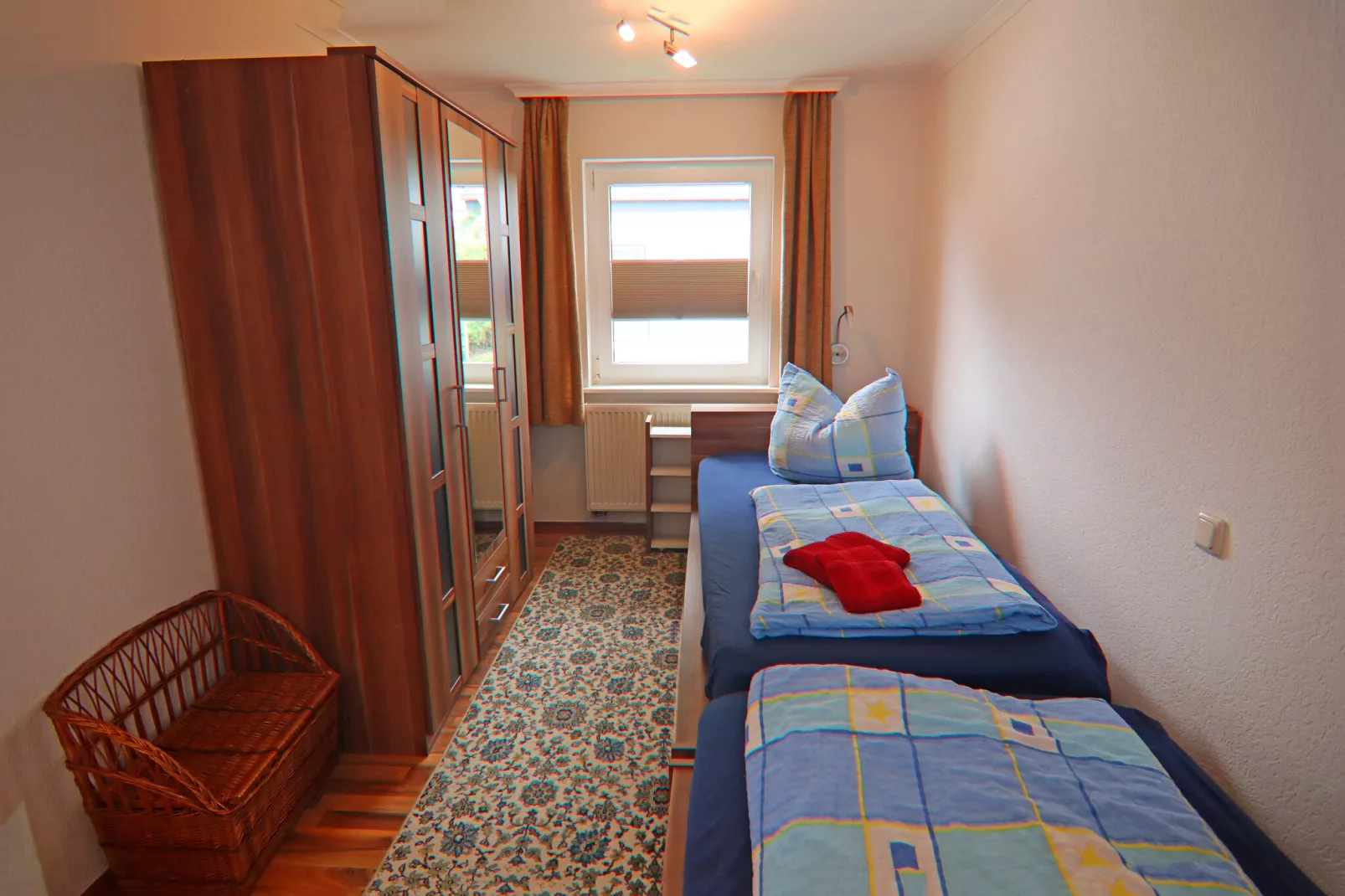 Bungalow B2-Bedroom