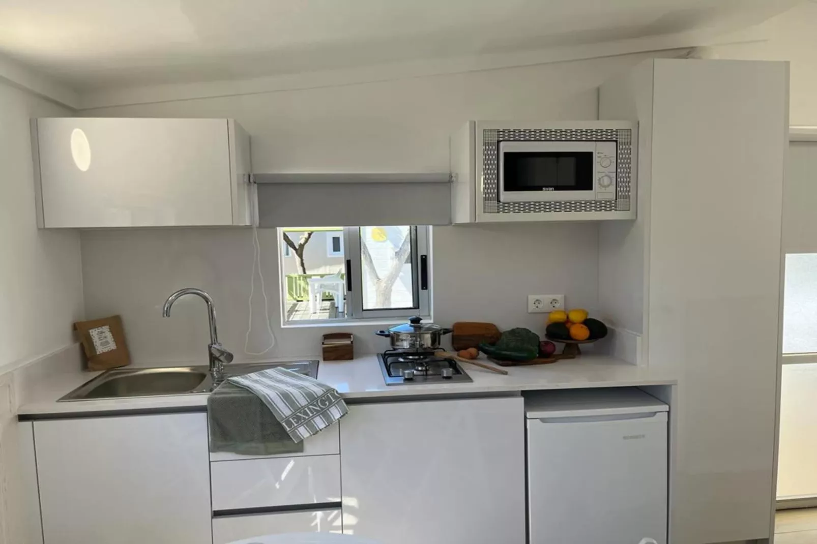 Camping Cambrils Playa 3 BUNGALOW NEW MEDITERRANI-Kitchen