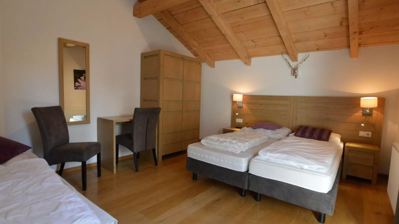 Cervus-Bedroom