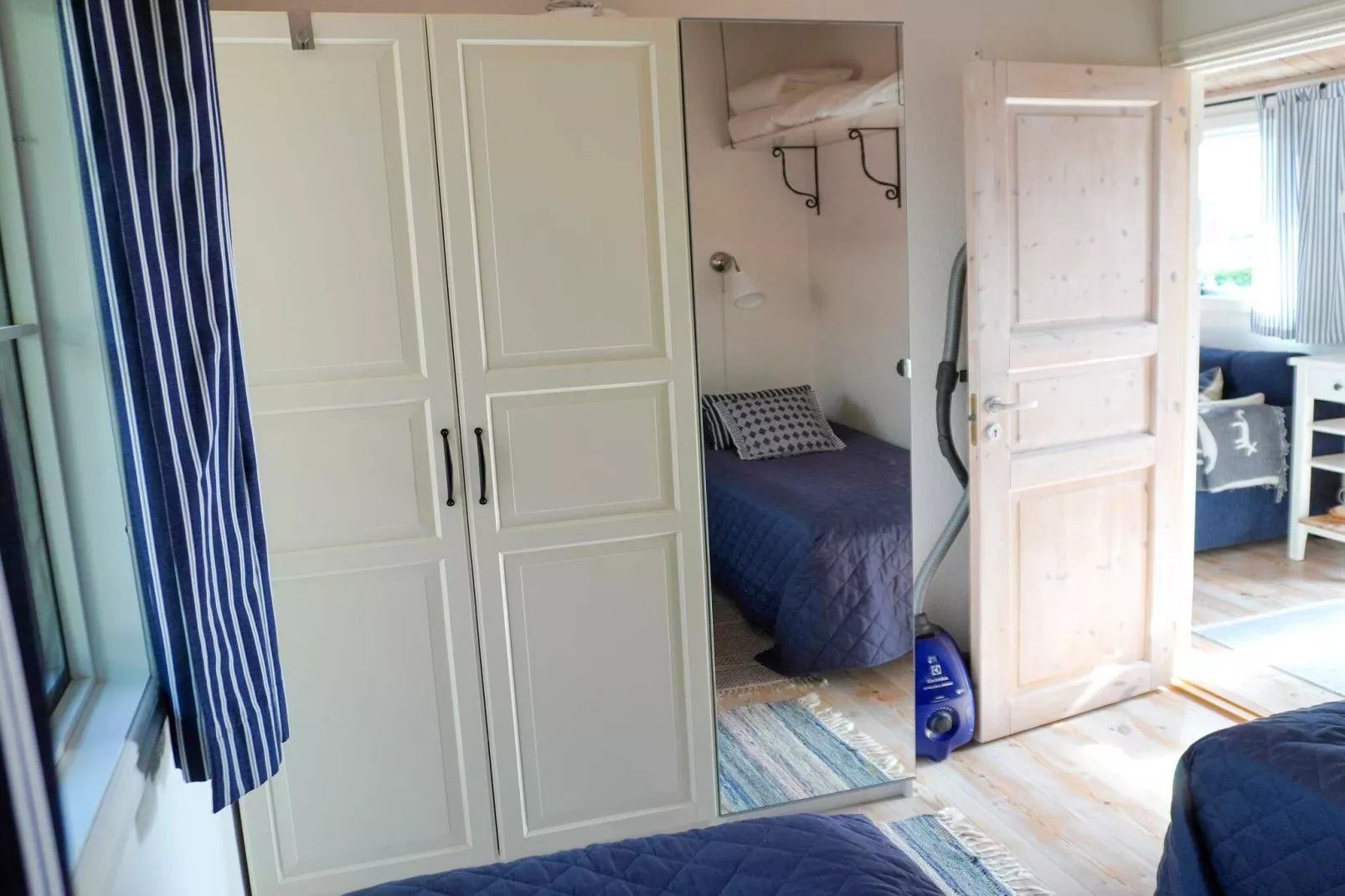 4 person holiday home in ONSALA-By Traum-Indoor