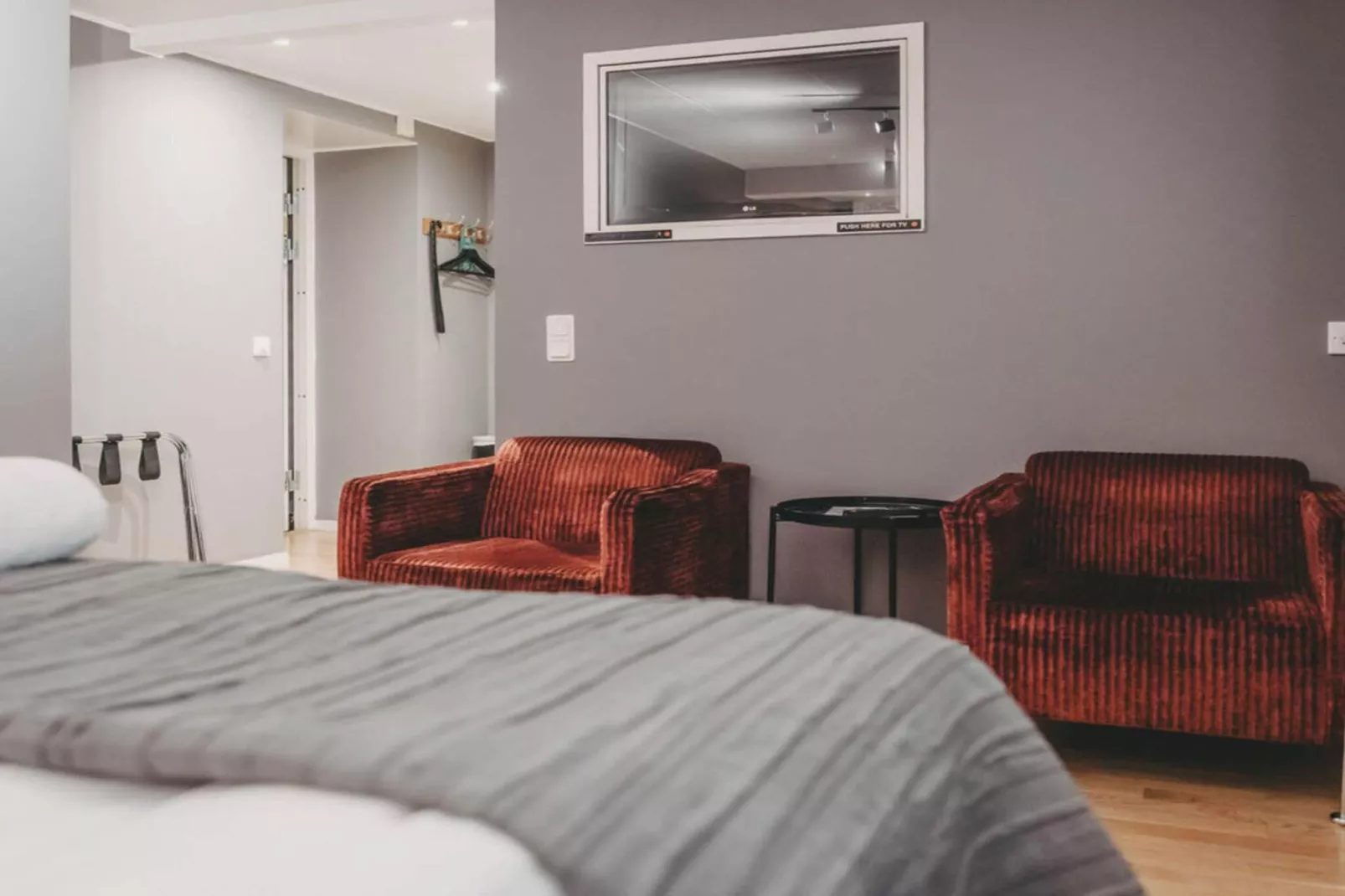 Nice Room with Free Breakfast, Spa Bath-Indoor