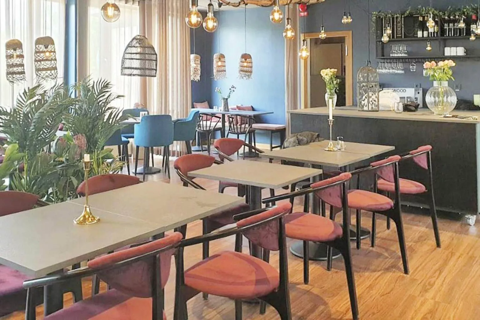 Lovely room with a free breakfast-Indoor