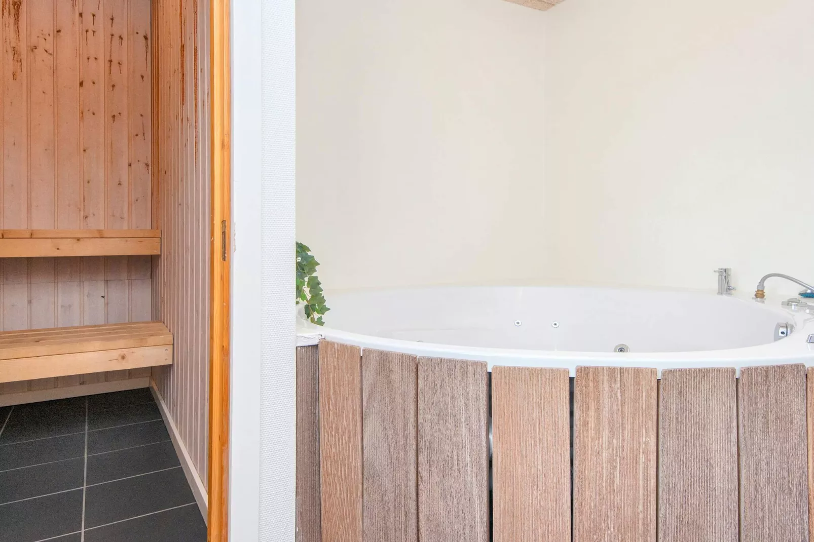 4 etoiles maison de vacances a Tarm-Spa