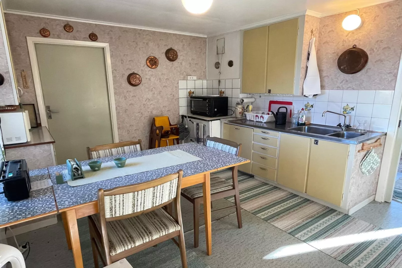 7 person holiday home in LÖTTORP-Indoor