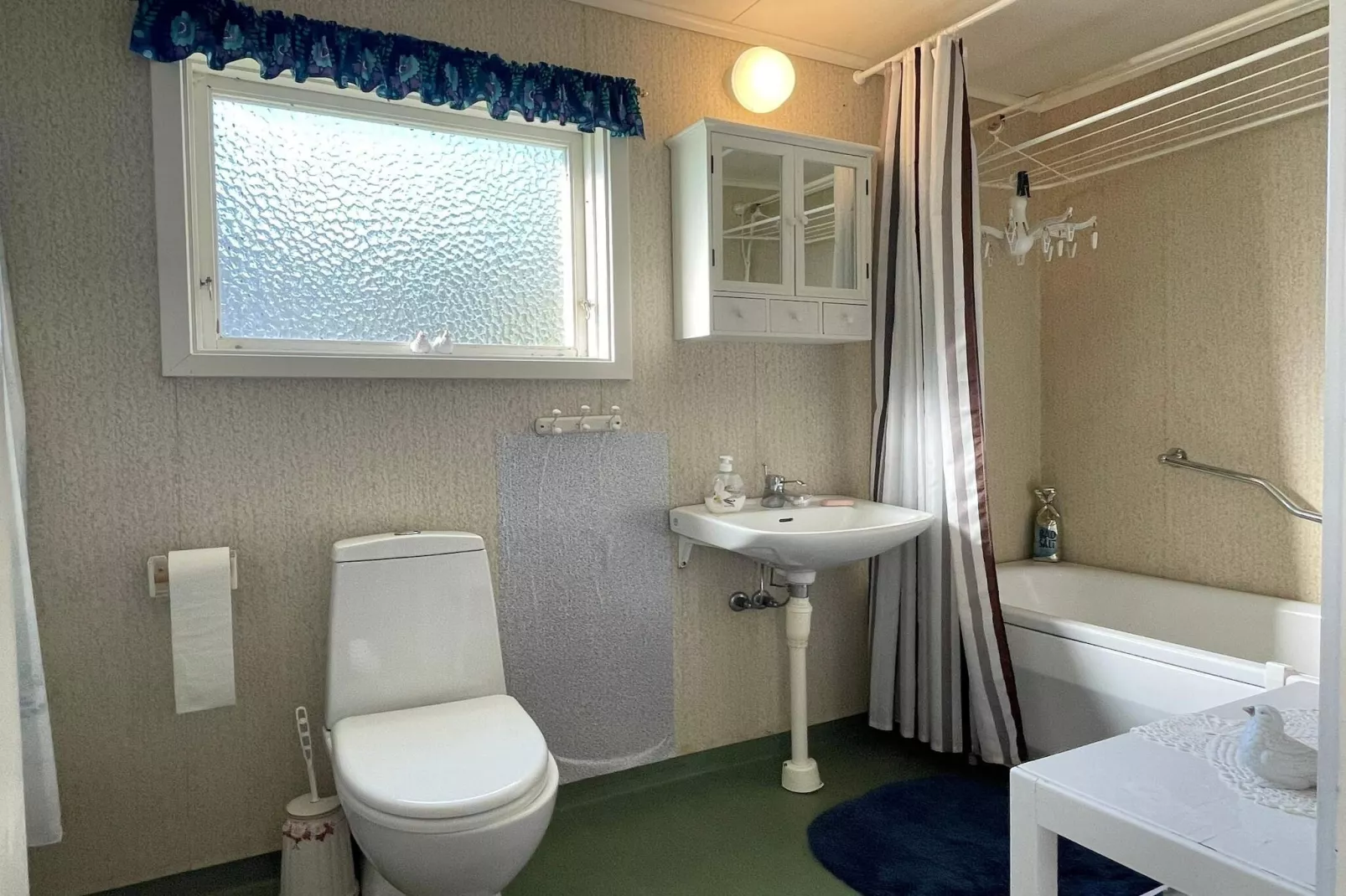 7 person holiday home in LÖTTORP-Indoor