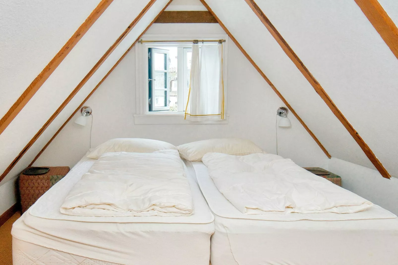 2 person holiday home in Gilleleje-By Traum-Indoor