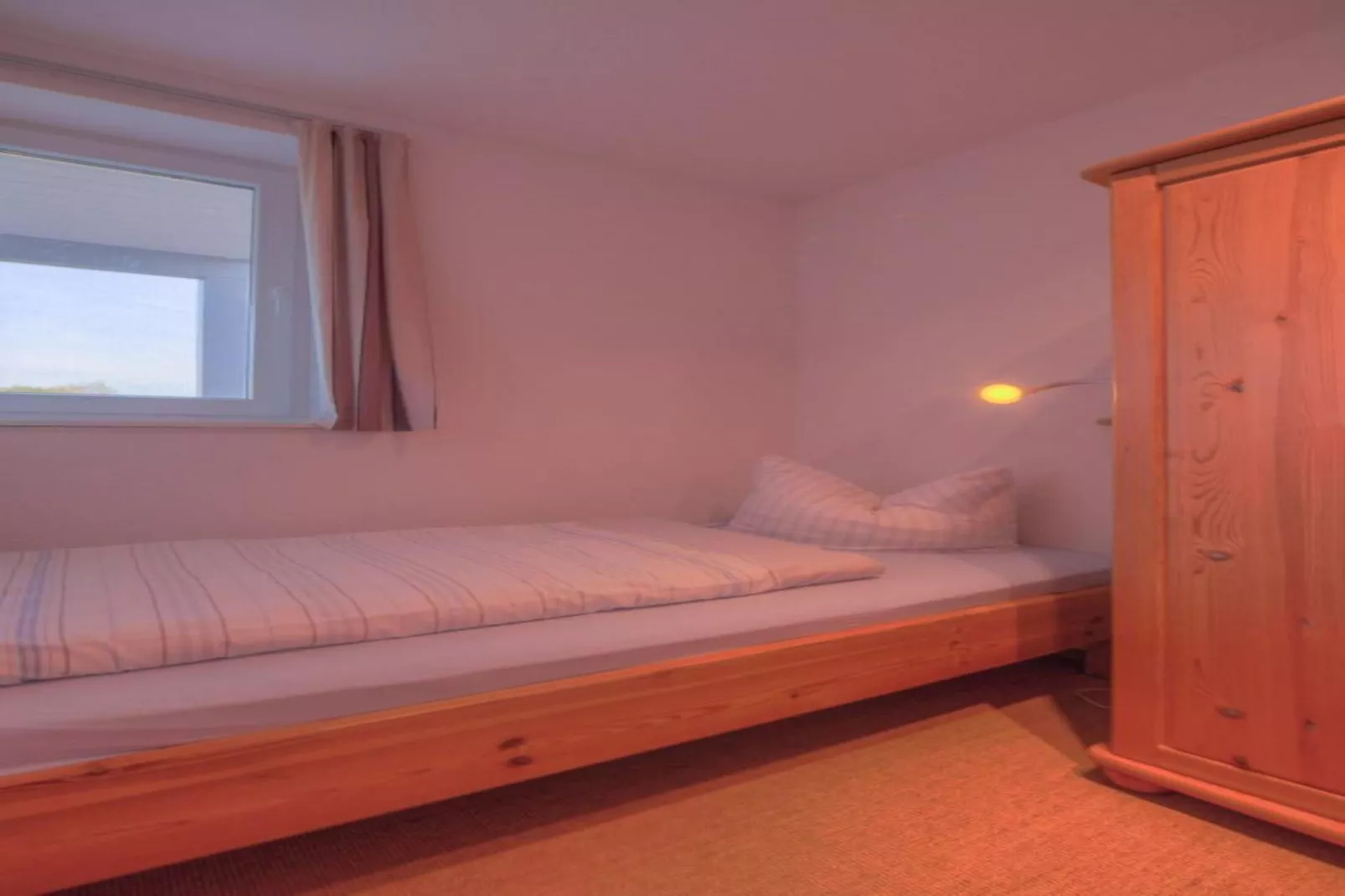 Kapitänshaus Gartendeck 64 qm Nr 491-Bedroom