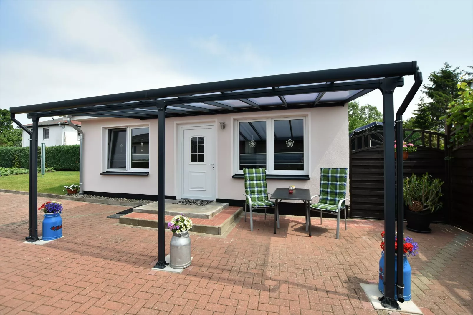 Gartenbungalow-Terrassenbalkon