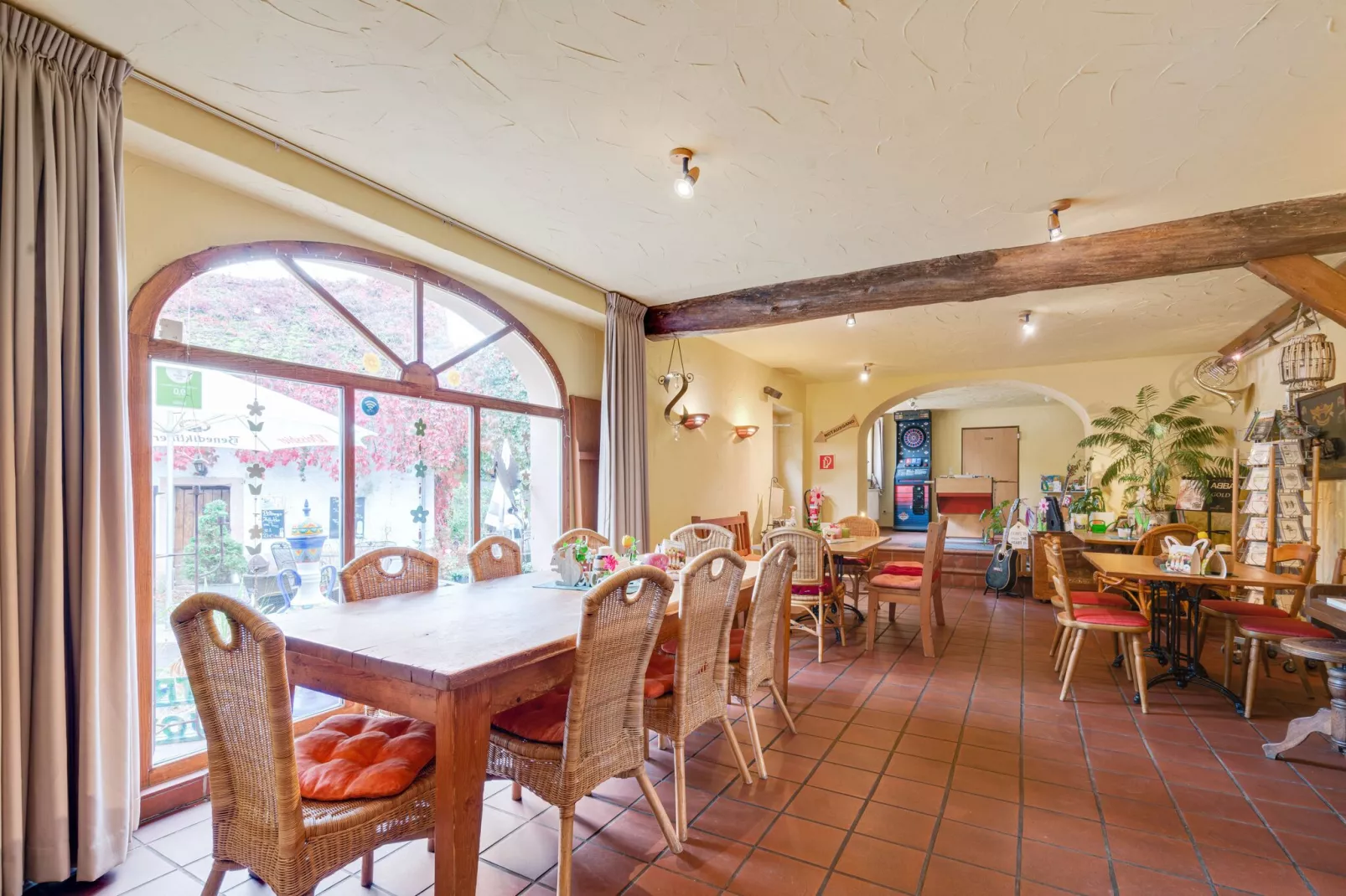Enjoy III-Dining room