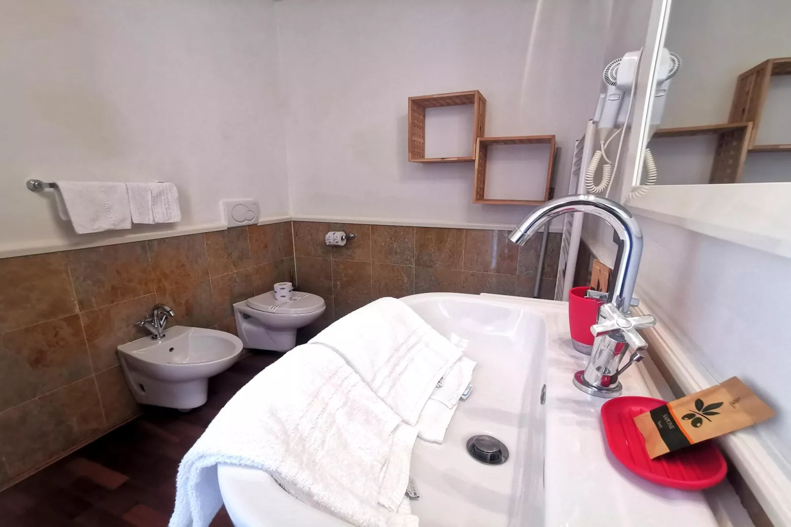 Residence Antico Verbano Meina-Bilo2-Badezimmer