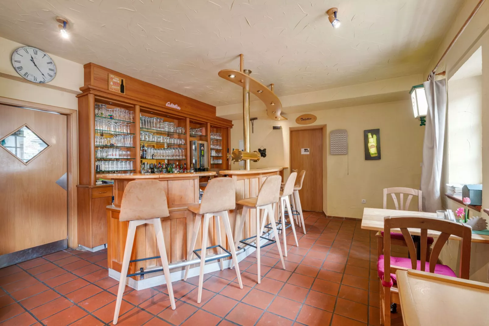 Enjoy III-Dining room