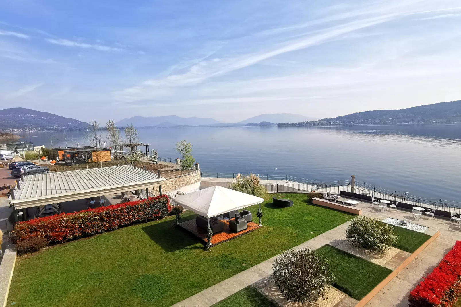 Residence Antico Verbano Meina-Bilo2-Gärten Sommer