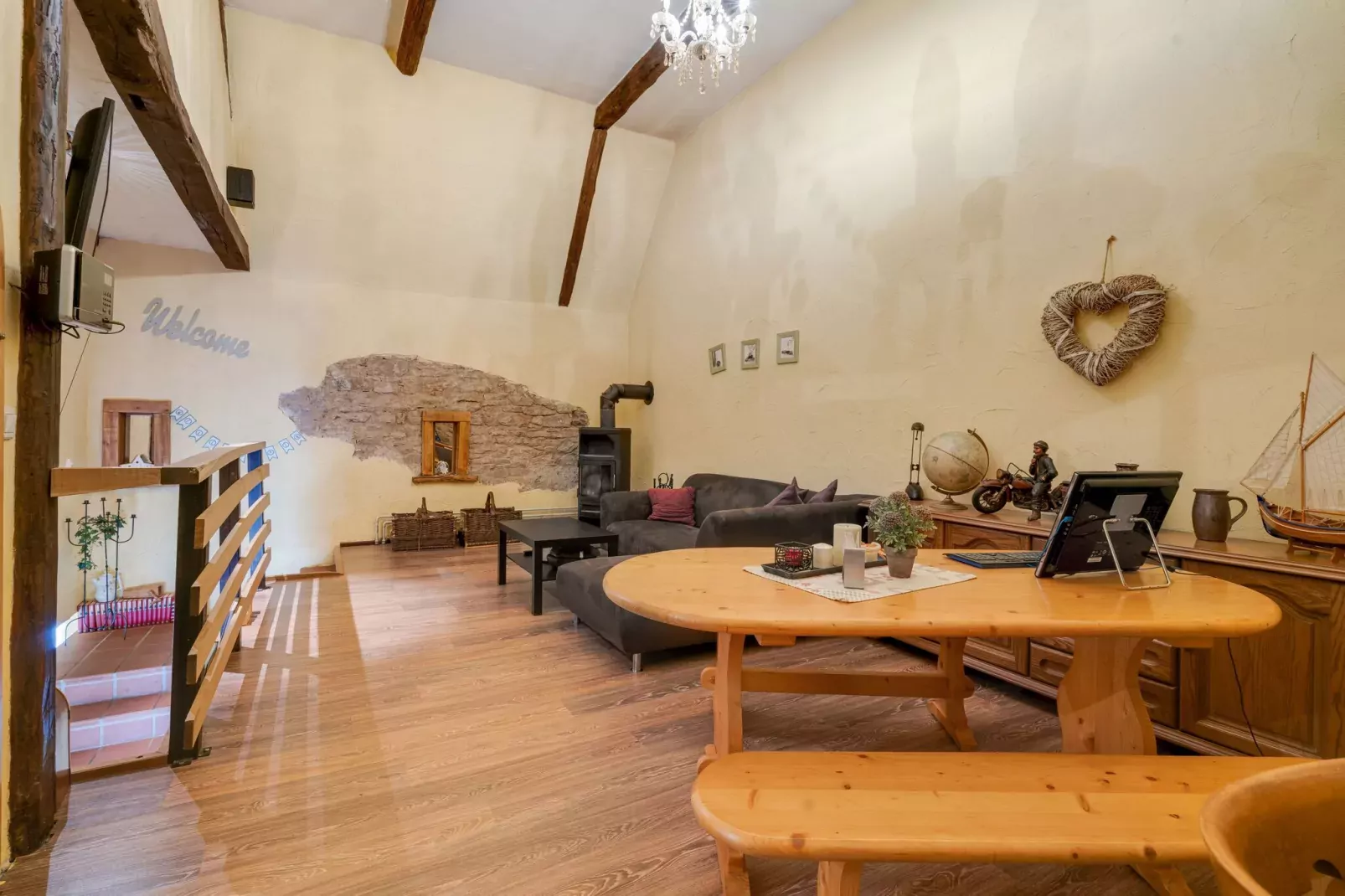 Enjoy III-Living room