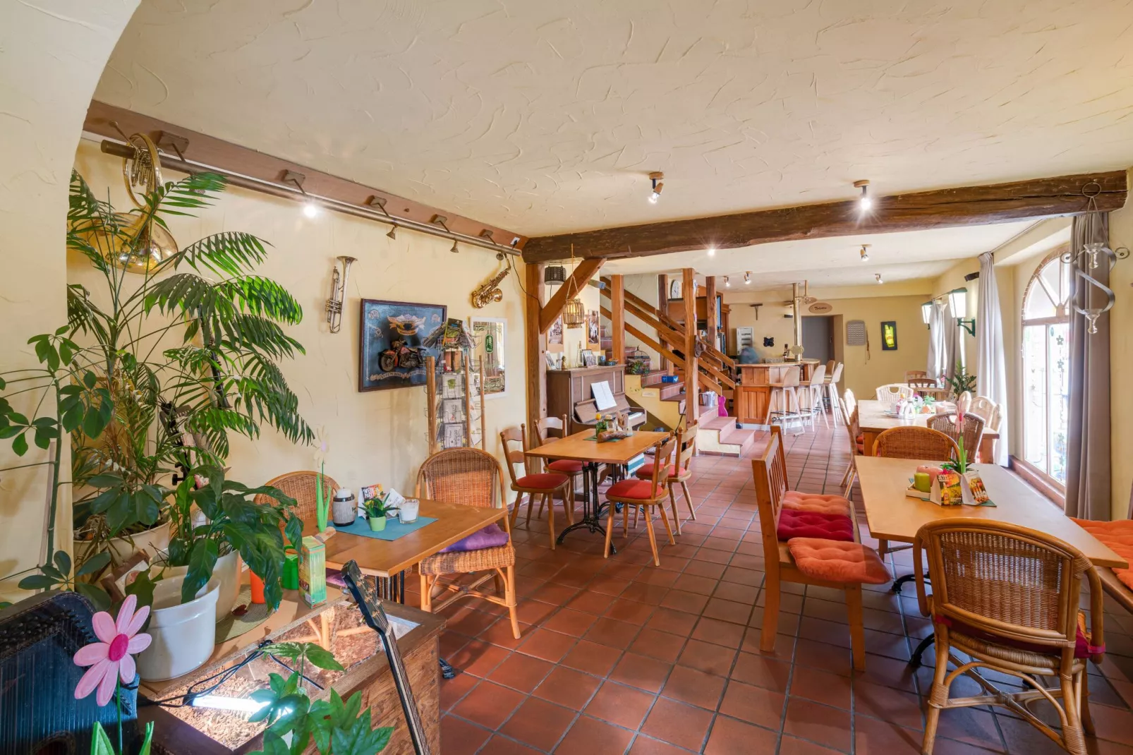 Enjoy III-Dining room
