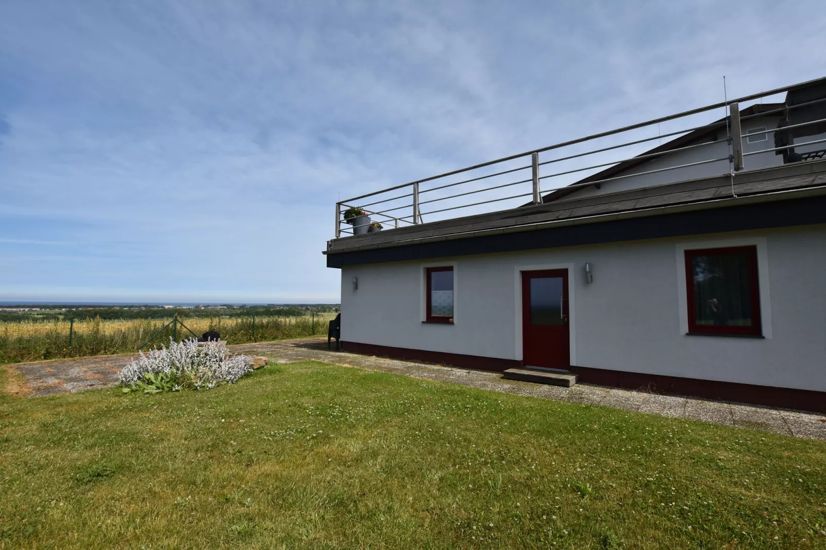 Ferienwohnung mit Meerblick-Exterior summer