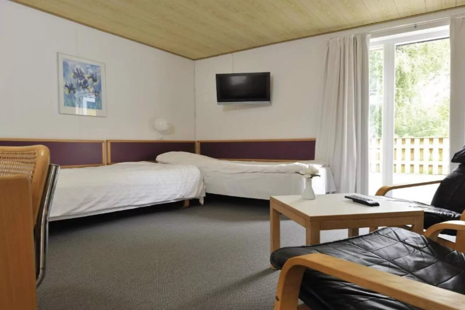 Holiday home with local attractions-Indoor