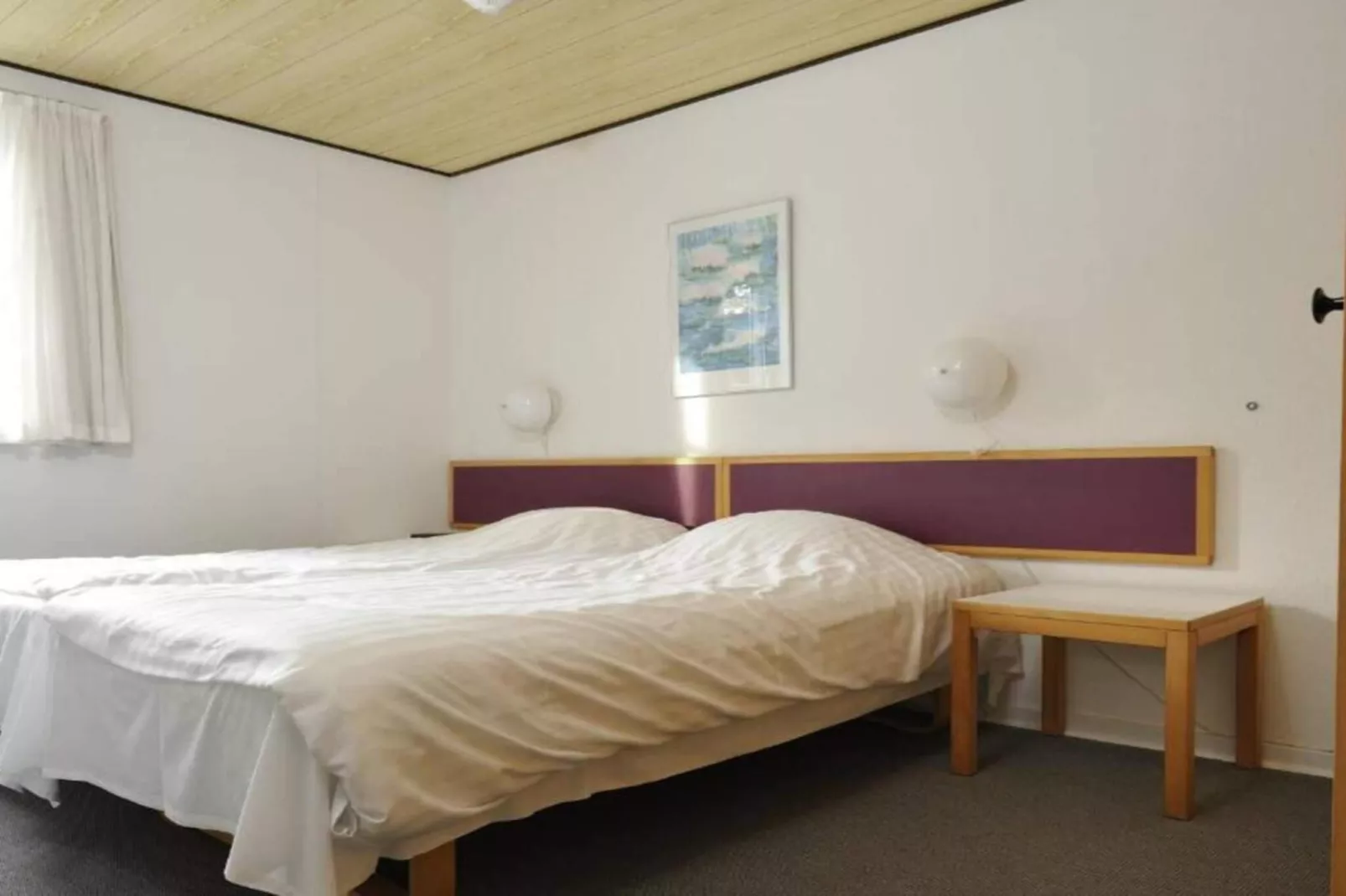 Holiday home with local attractions-Indoor