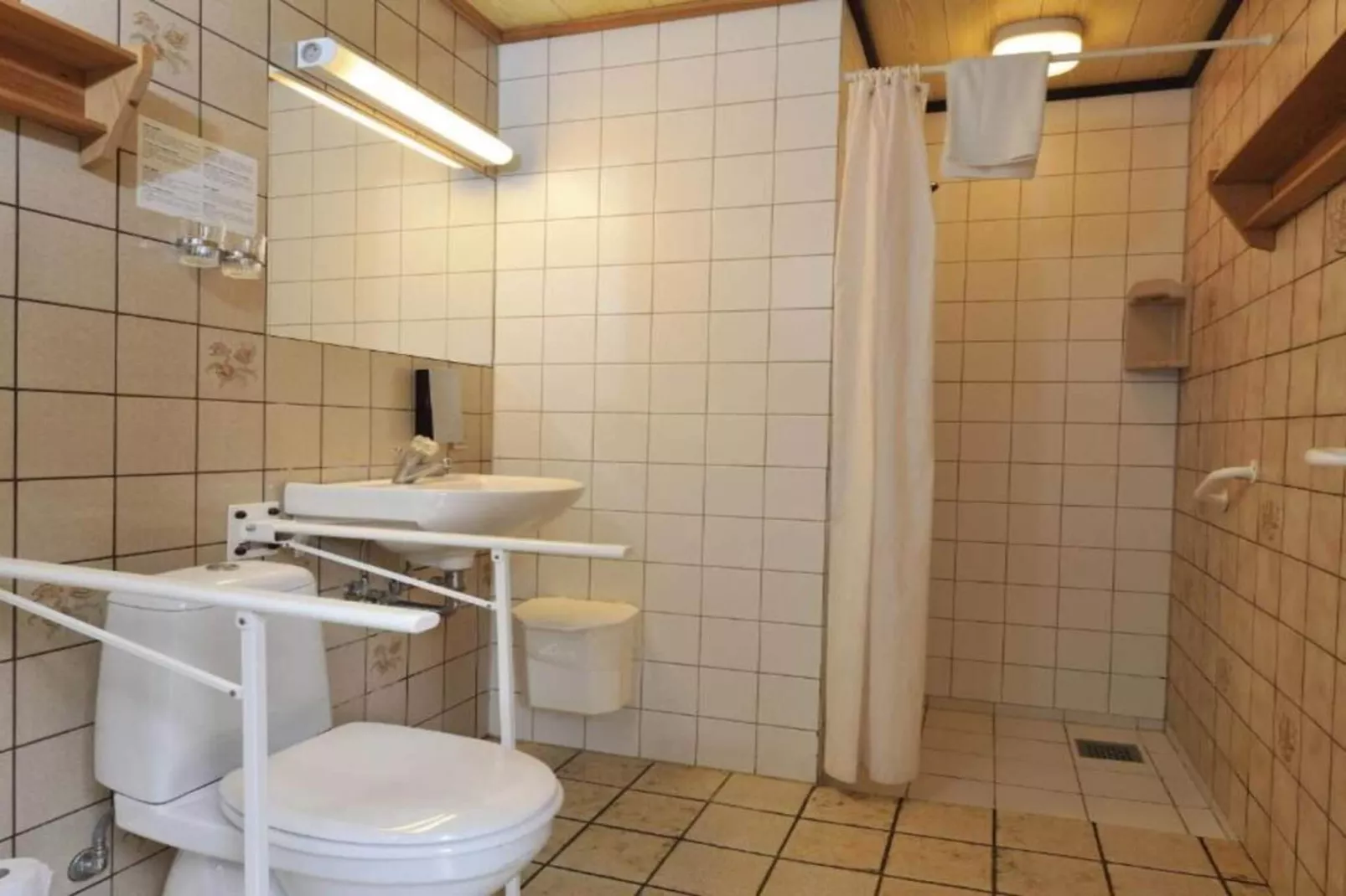 Holiday home with local attractions-Indoor