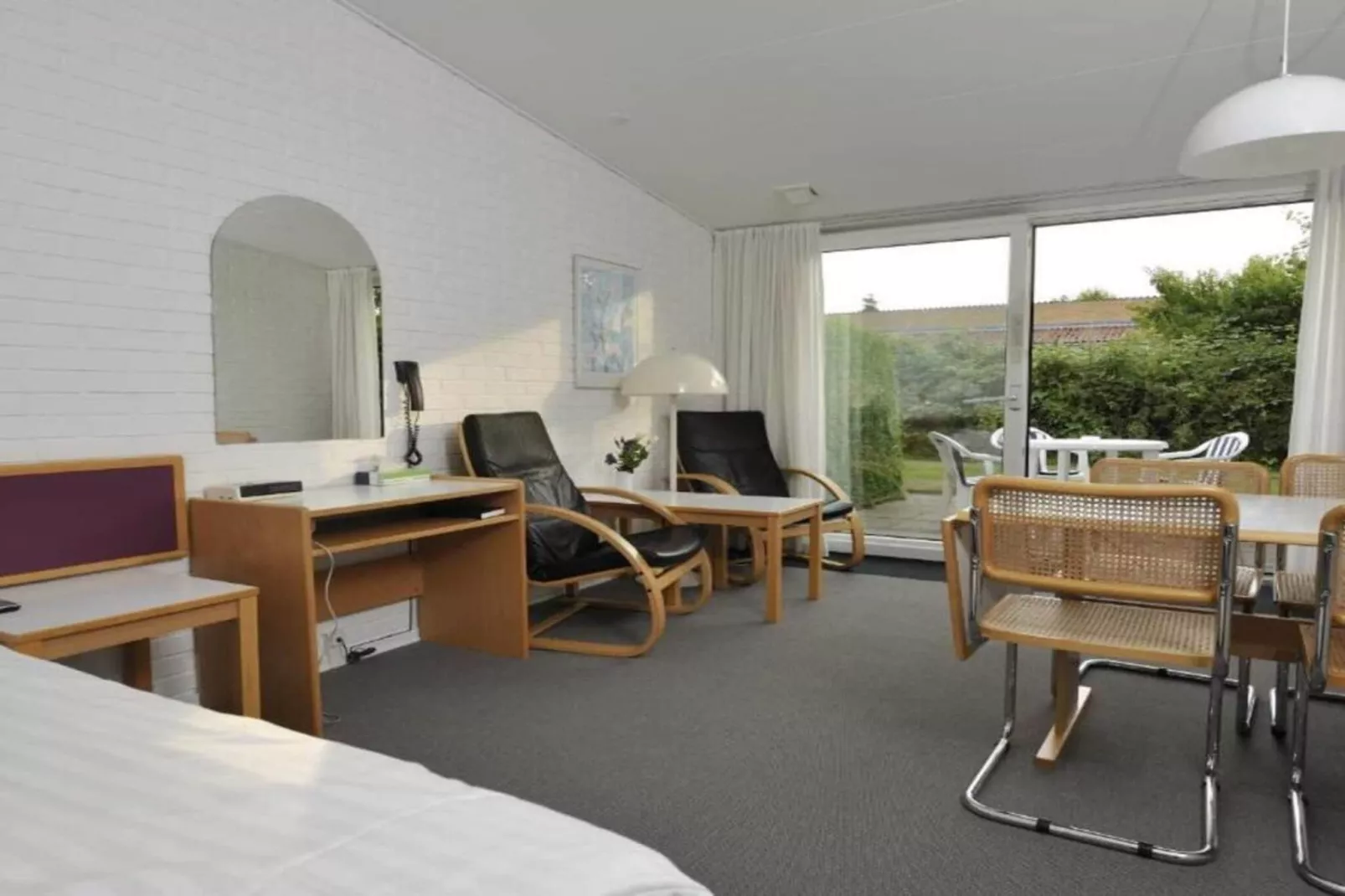 Lush holiday home with views-Indoor