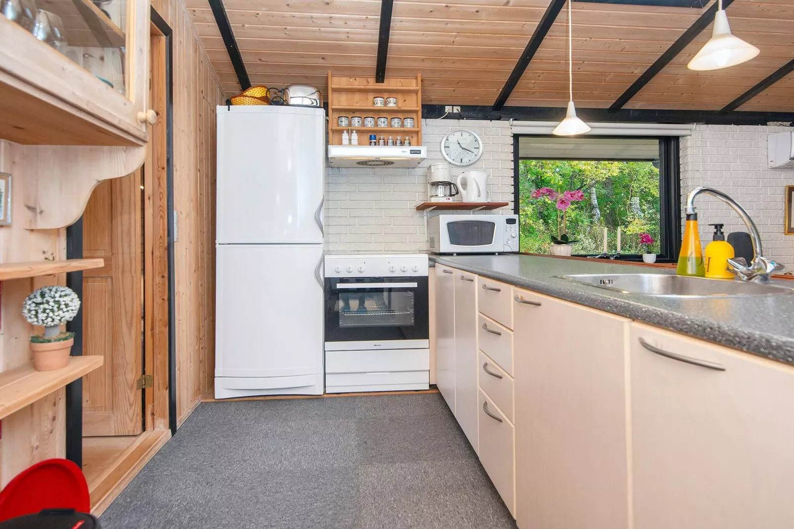 4 person holiday home in Fårvang-Indoor