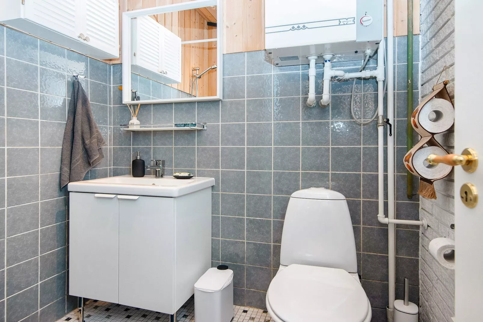 4 person holiday home in Fårvang-Indoor