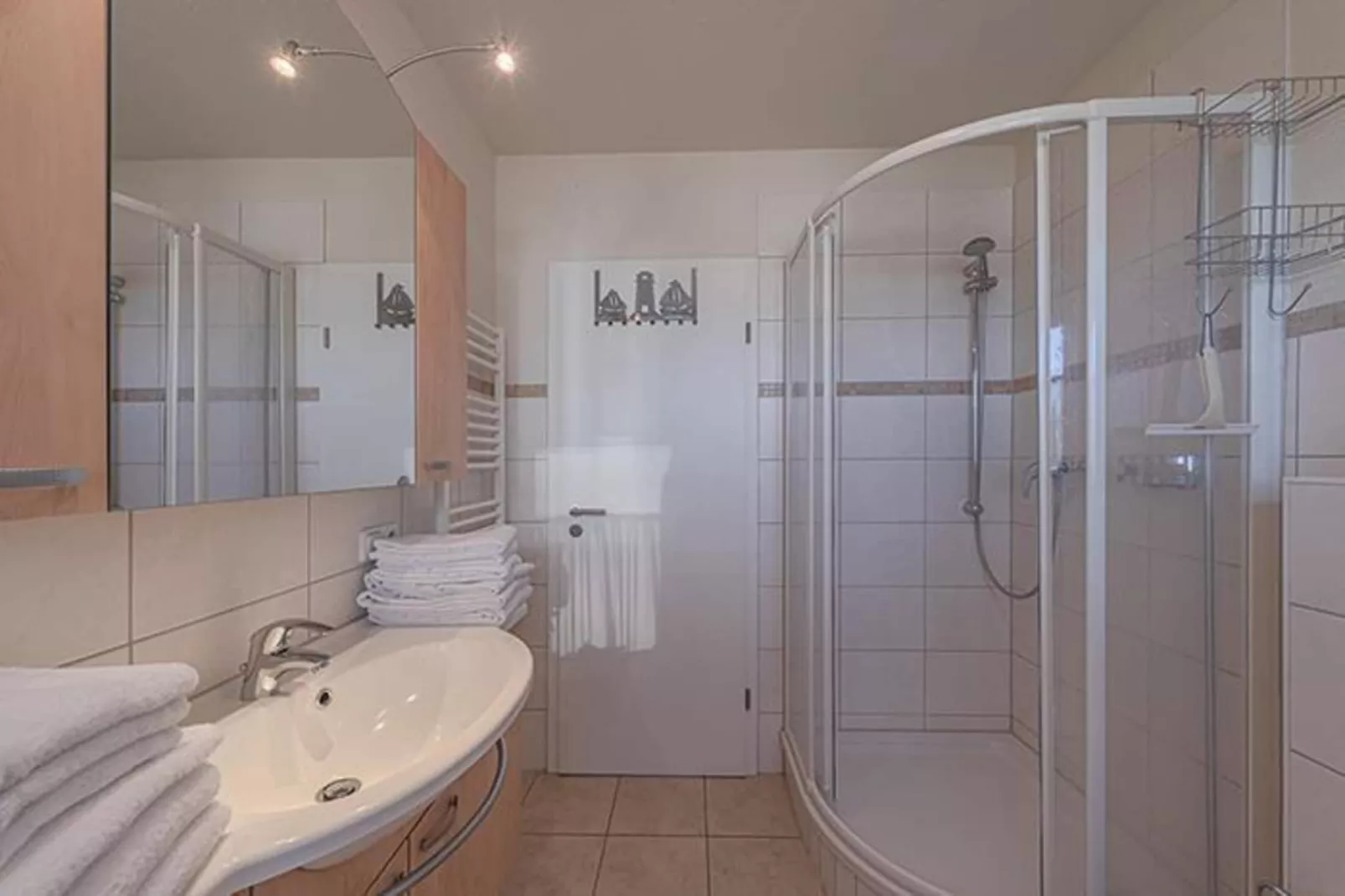 Kapitänsdeck 6 Pers 435-Bathroom