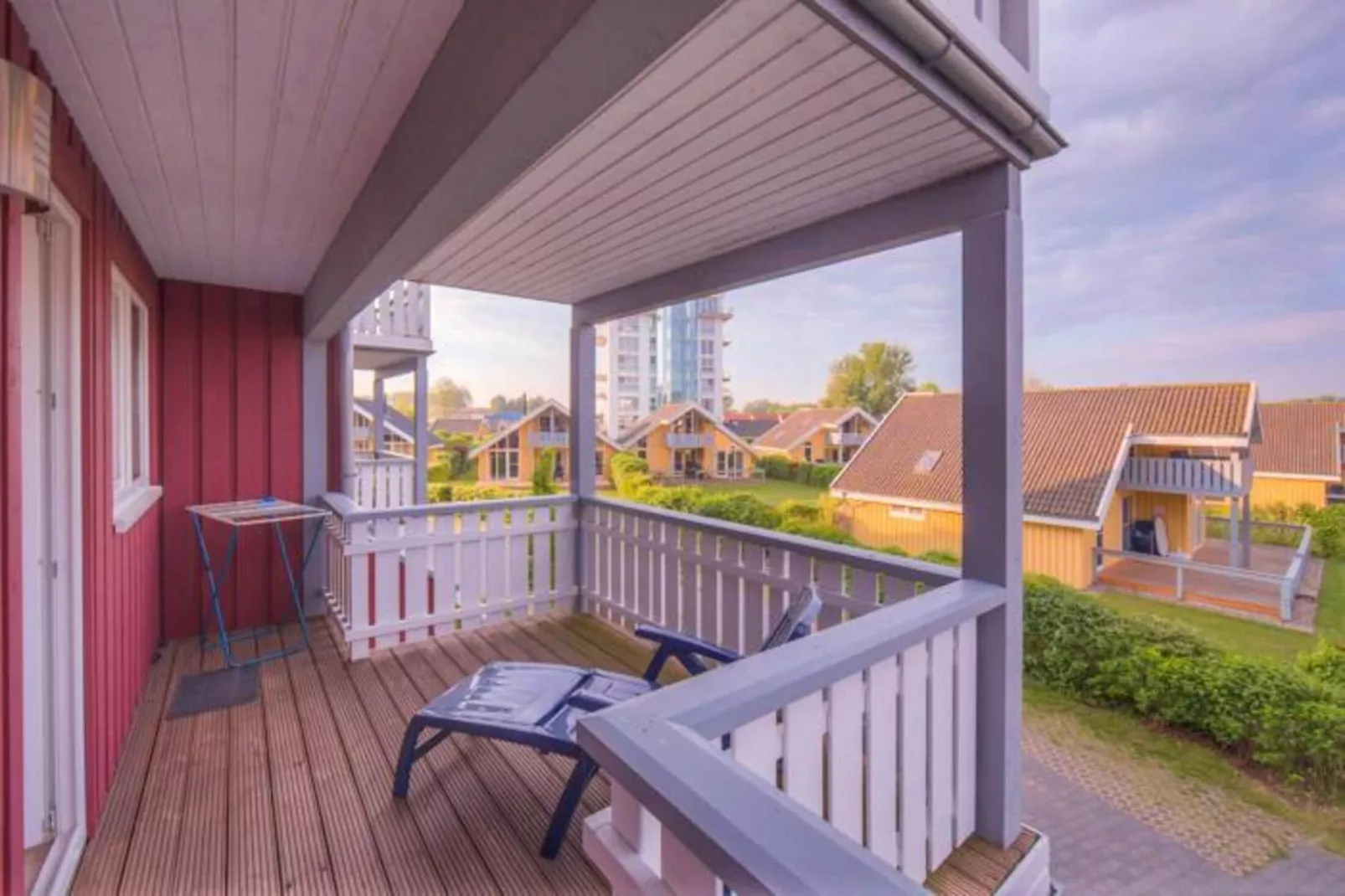Mitteldeck 423-Terrace balcony