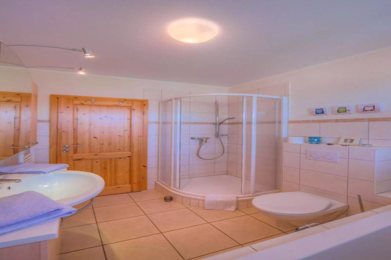 Mitteldeck 413-Bathroom