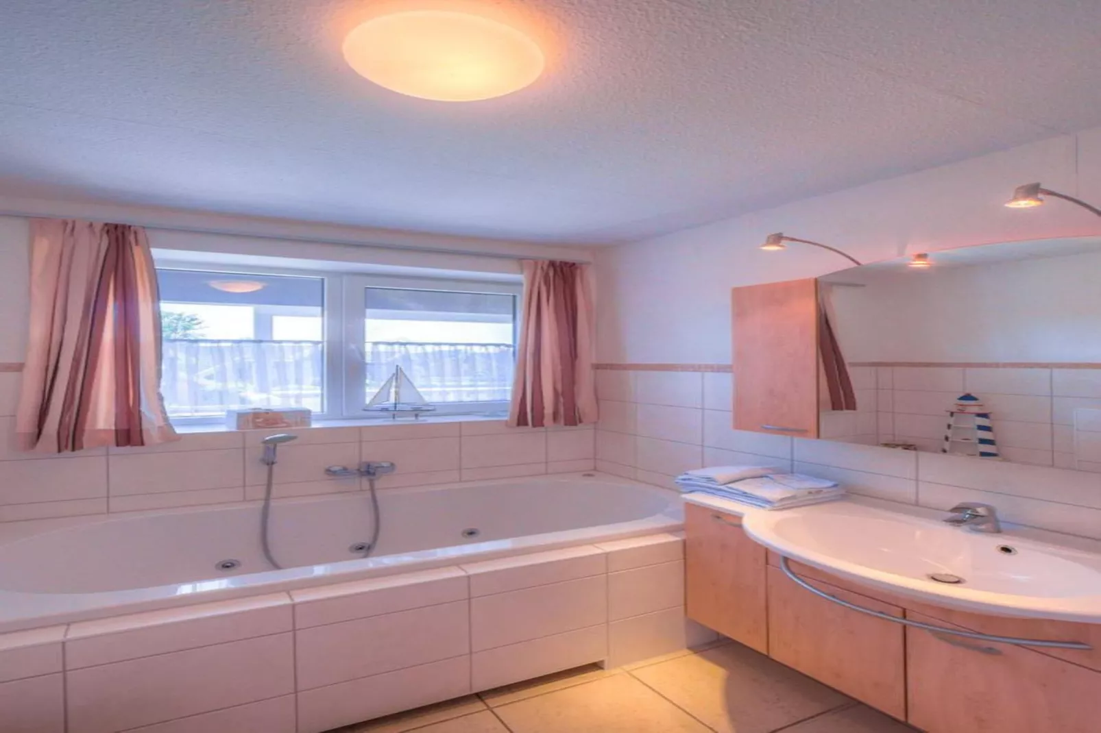 Mitteldeck 433-Bathroom