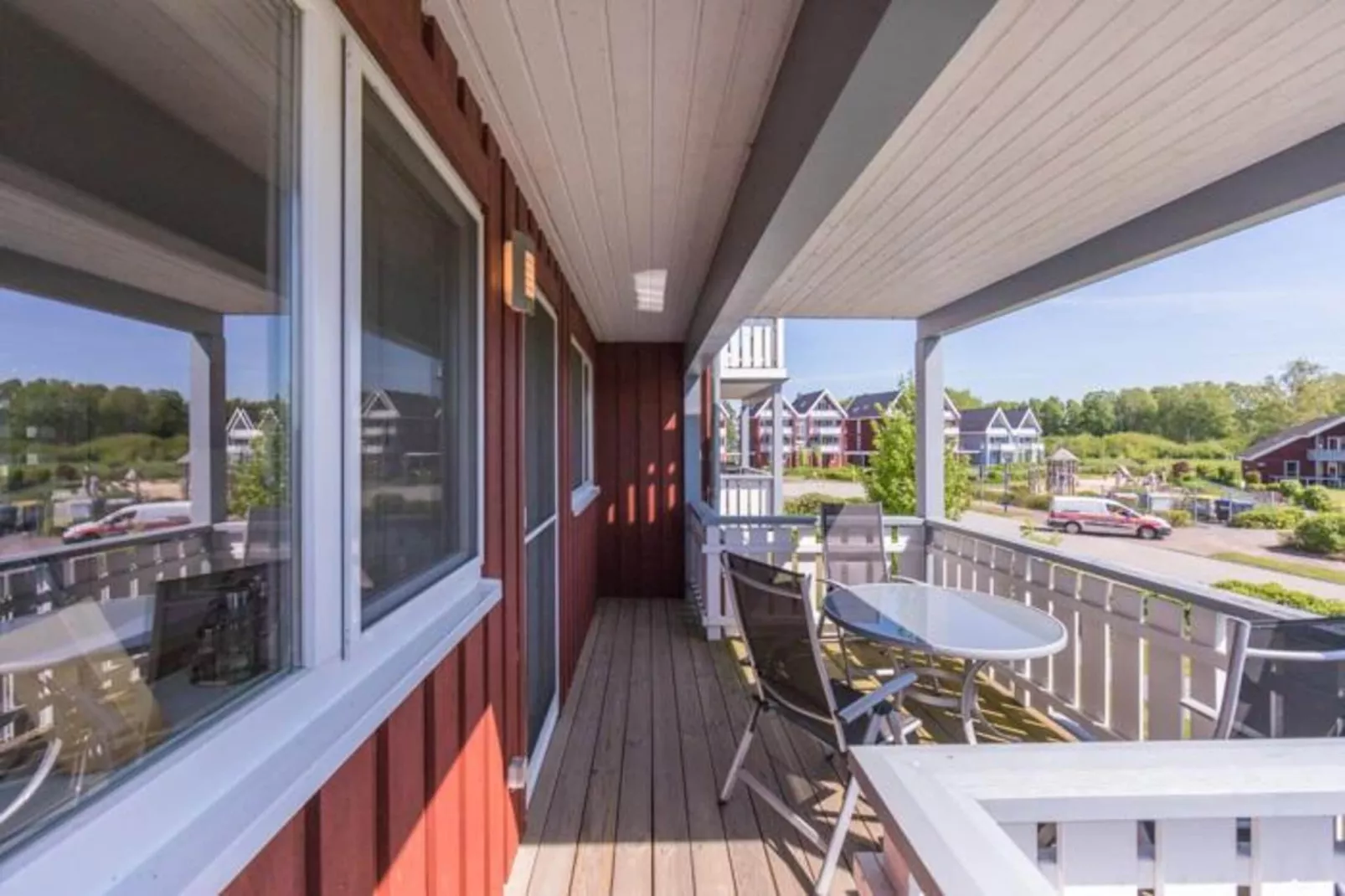 Mitteldeck 463-Terrace balcony