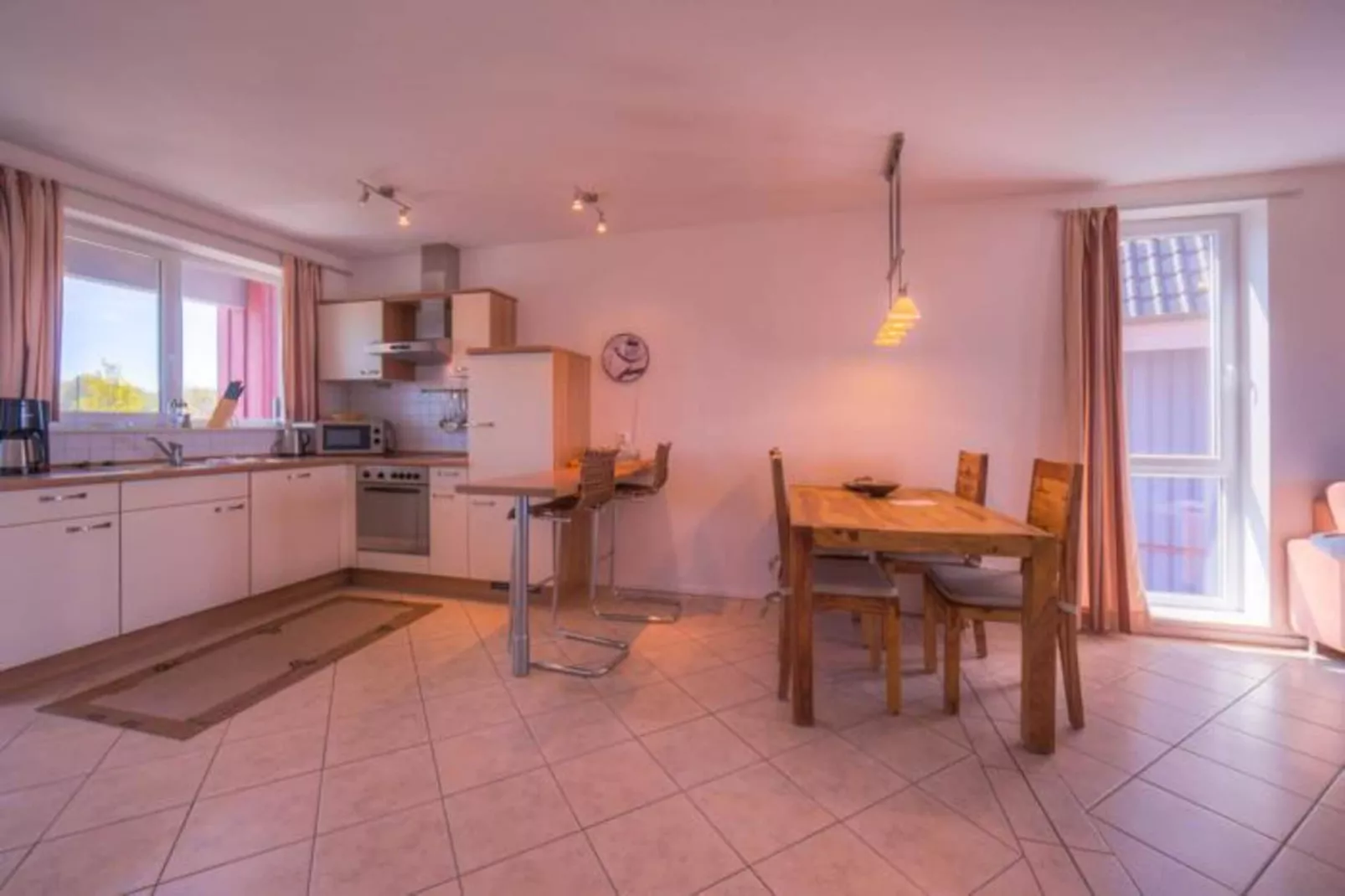 Mitteldeck 463-Kitchen