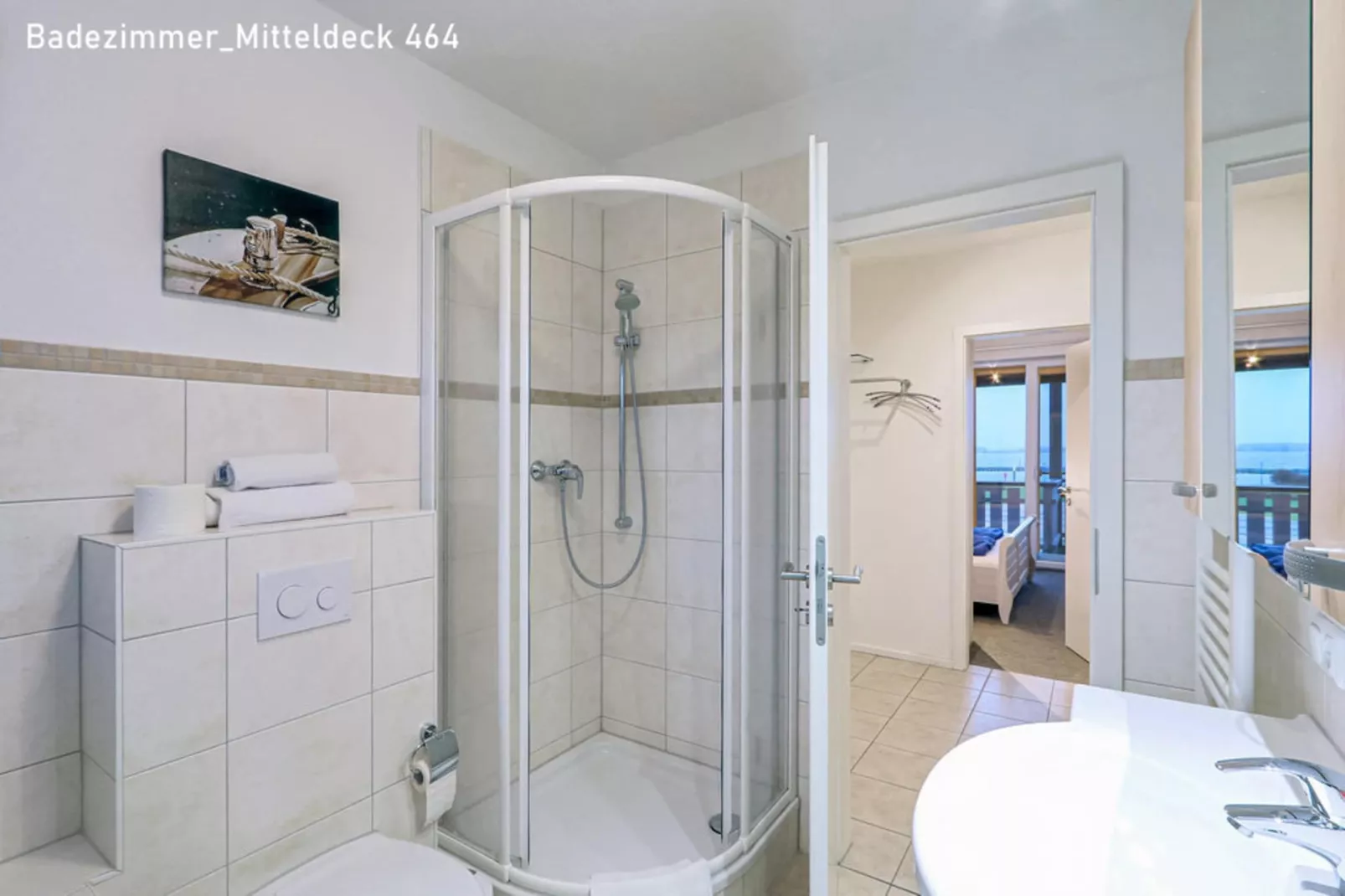Mitteldeck 464-Bathroom