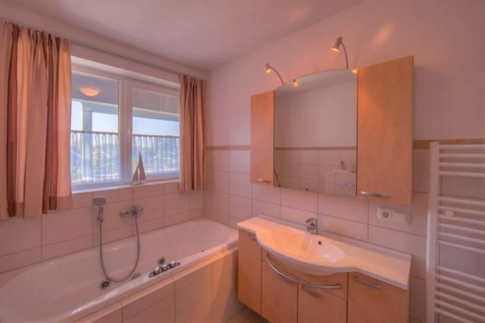 Mitteldeck 523-Bathroom