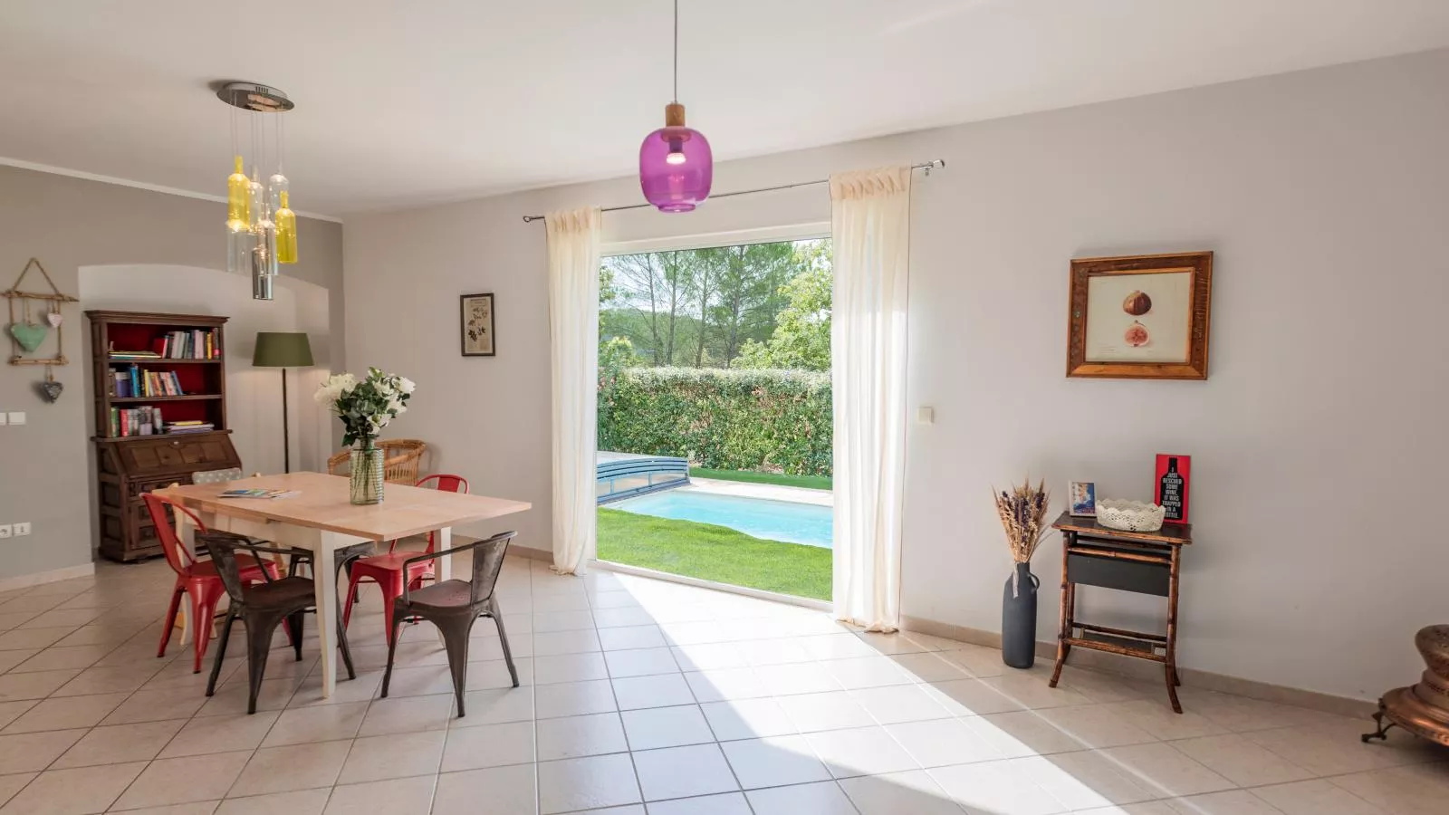 Plein Sud-Dining room